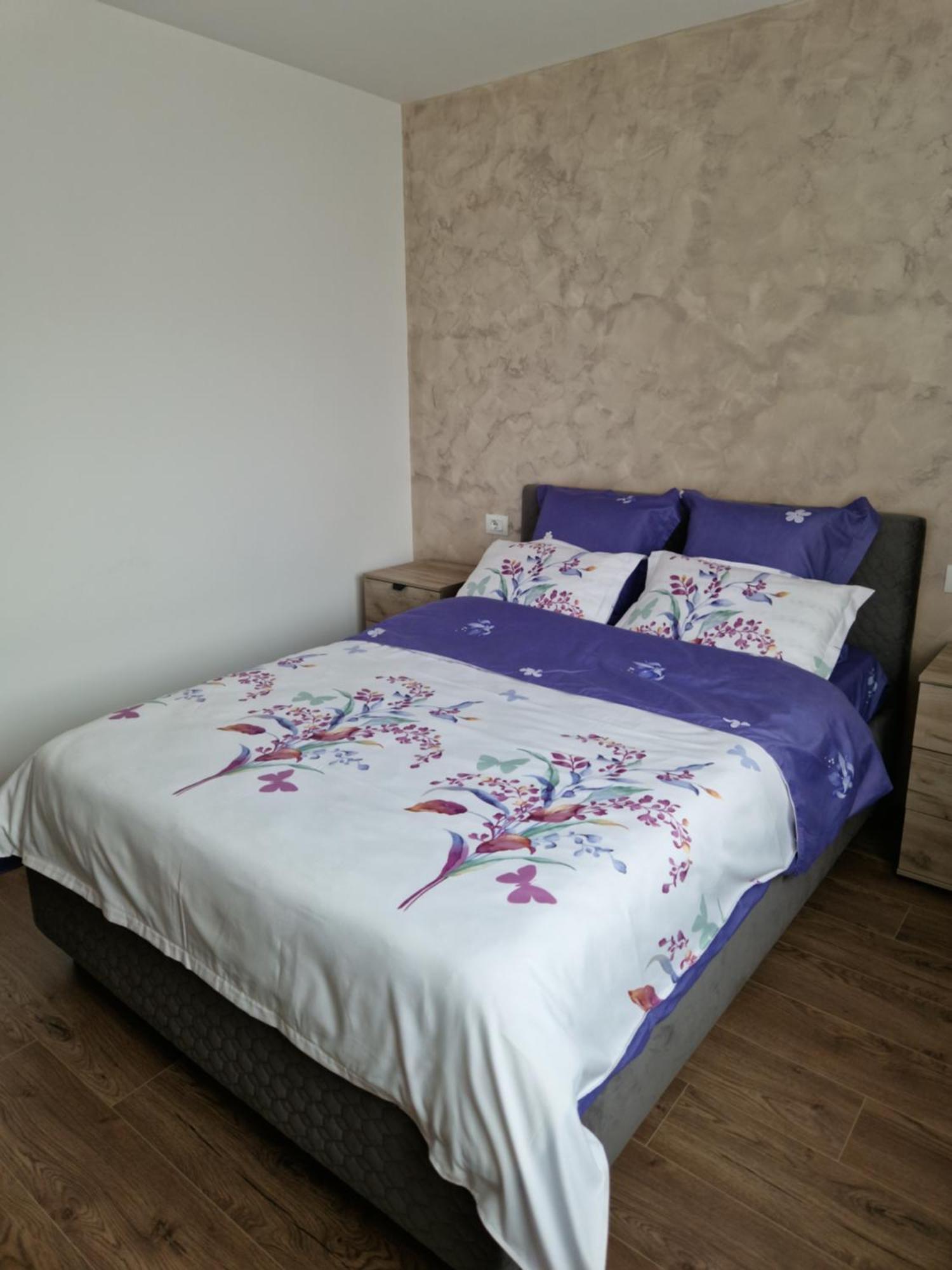 Downtown Apartment Râmnicu Vâlcea Exterior foto
