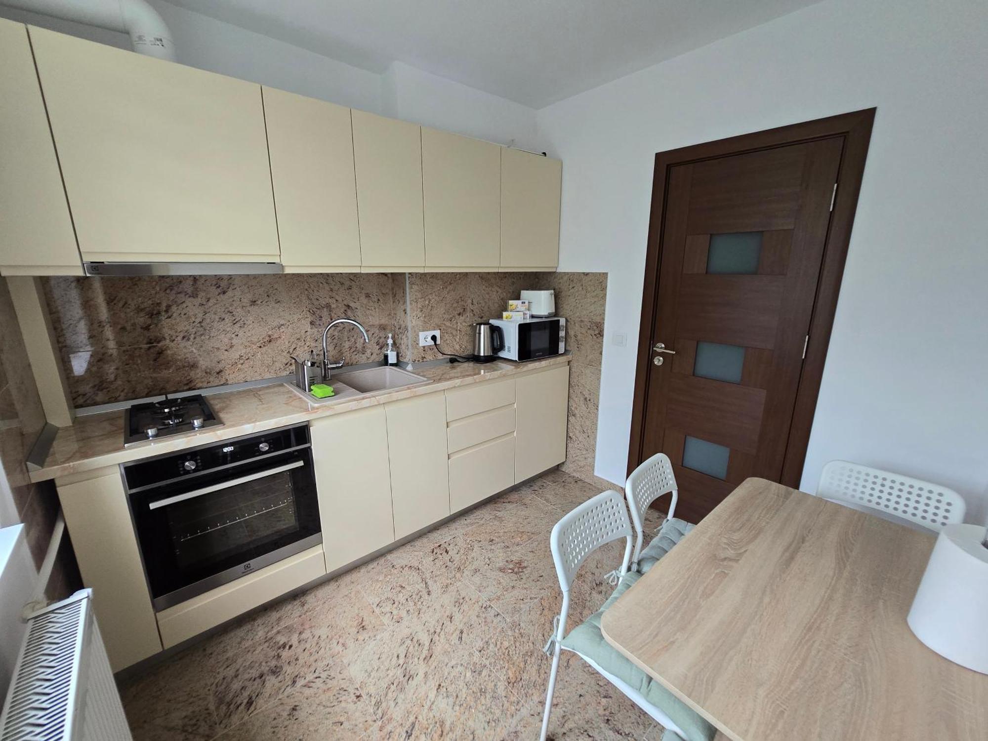 Downtown Apartment Râmnicu Vâlcea Exterior foto